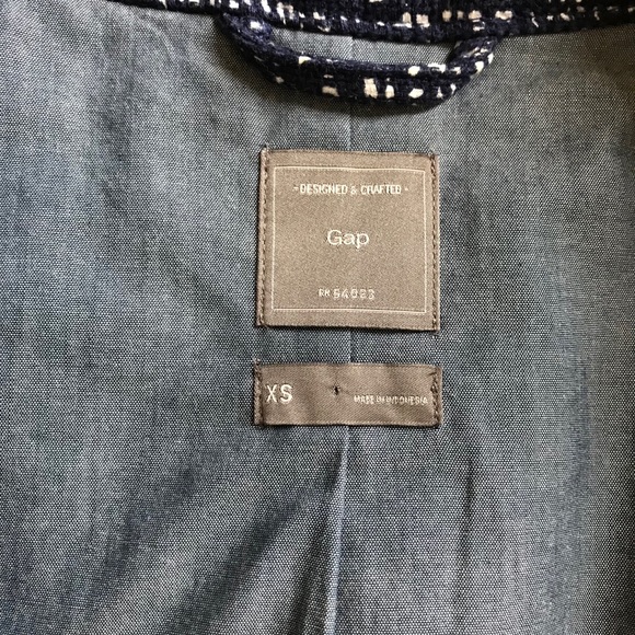 GAP Jacket - Picture 5 of 7